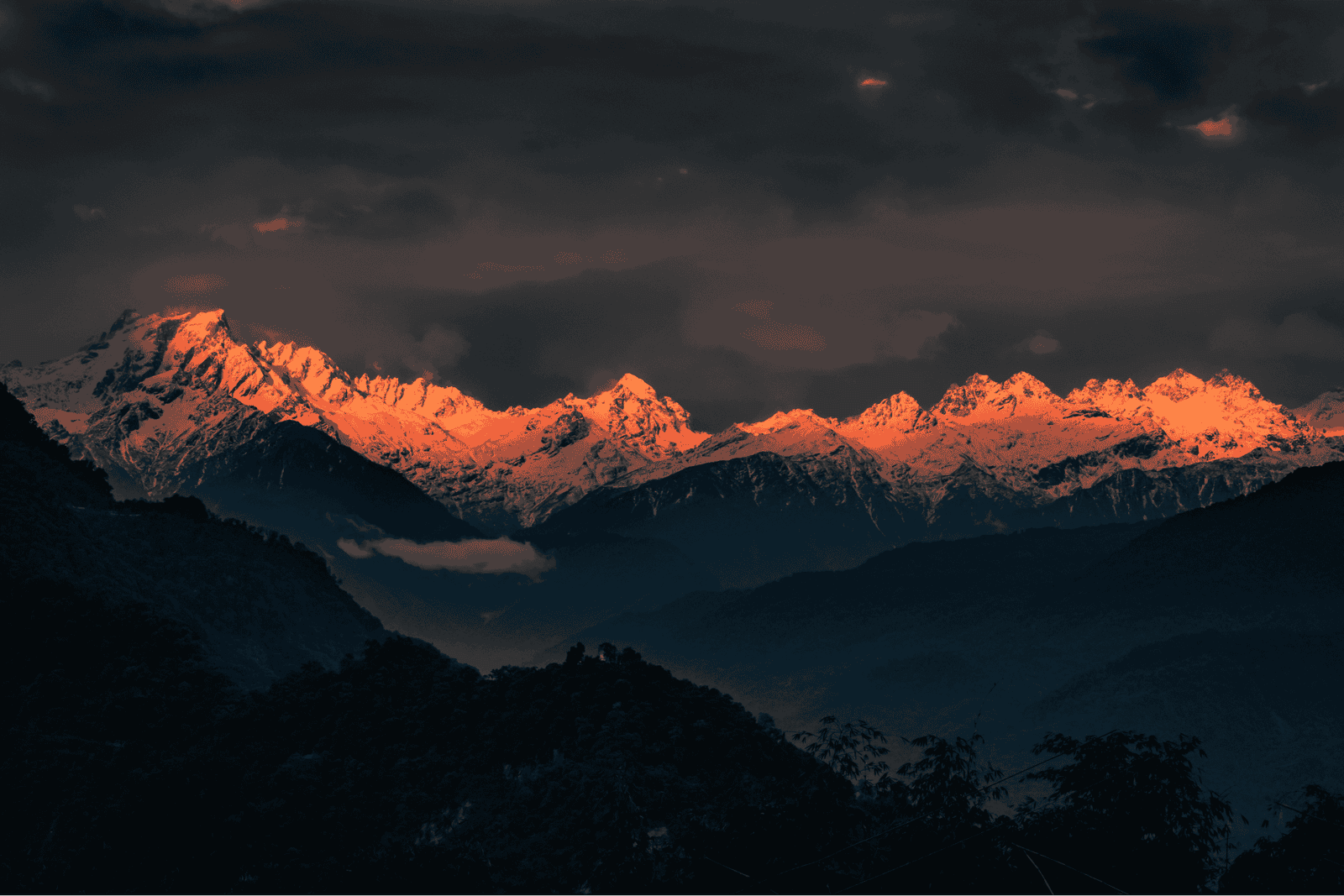 Bajre Dara Sunsine Himalaya